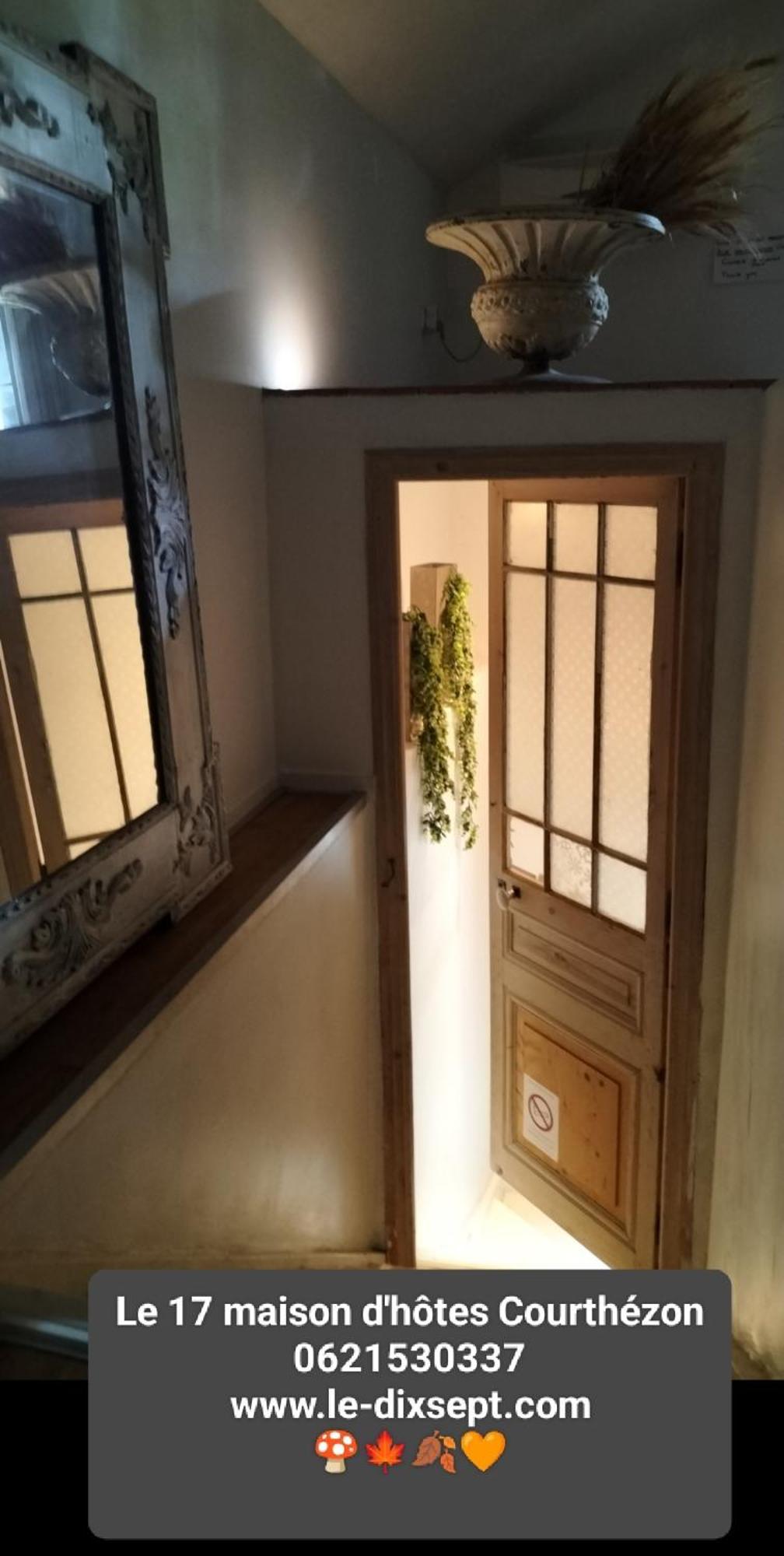 Hotel Le 17 Courthézon Zewnętrze zdjęcie